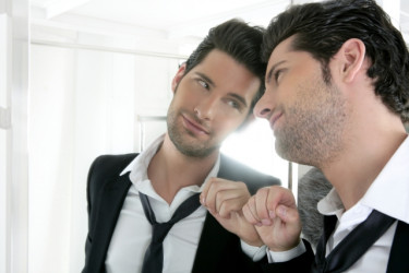 Riconoscere un partner narcisista